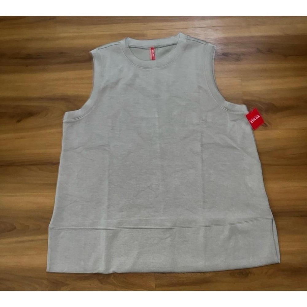 Womens NWT SPANX  AirEssentials Crewneck Sleeveless Tunic Top